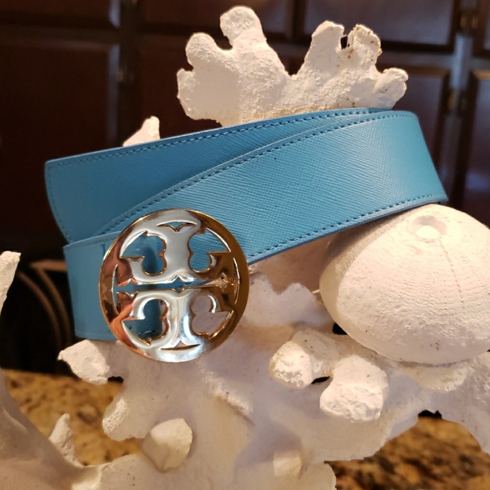 Nwot 💯% Authentic Tory burch turquoise belt